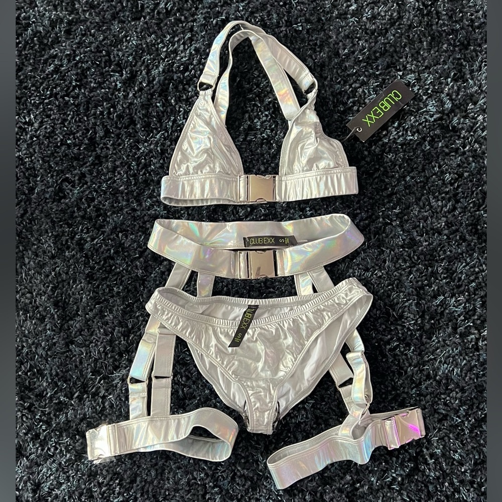 Club Exx Three Piece Futuristic Metallic Buckle Set